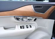 Volvo XC90 17