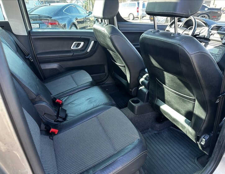 Škoda Roomster Kombi 1,6 l 77 kw