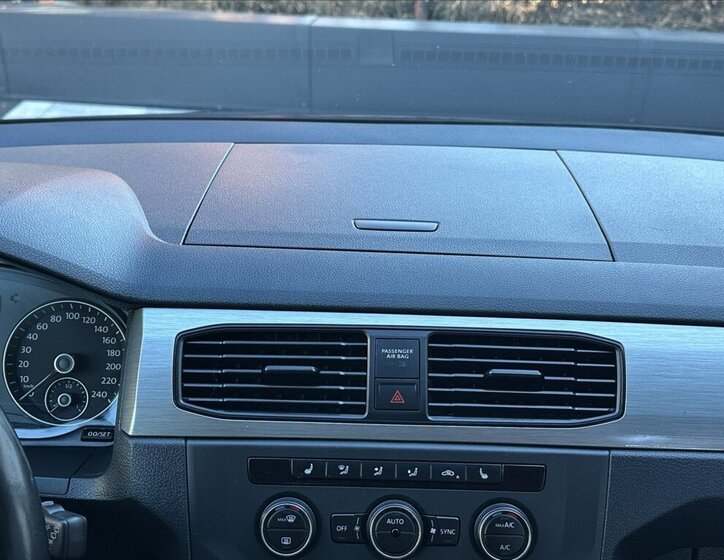 Volkswagen Caddy Kombi 1,4 l 96 kw