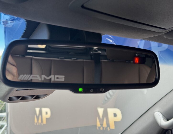 Mercedes-Benz Třídy X 32