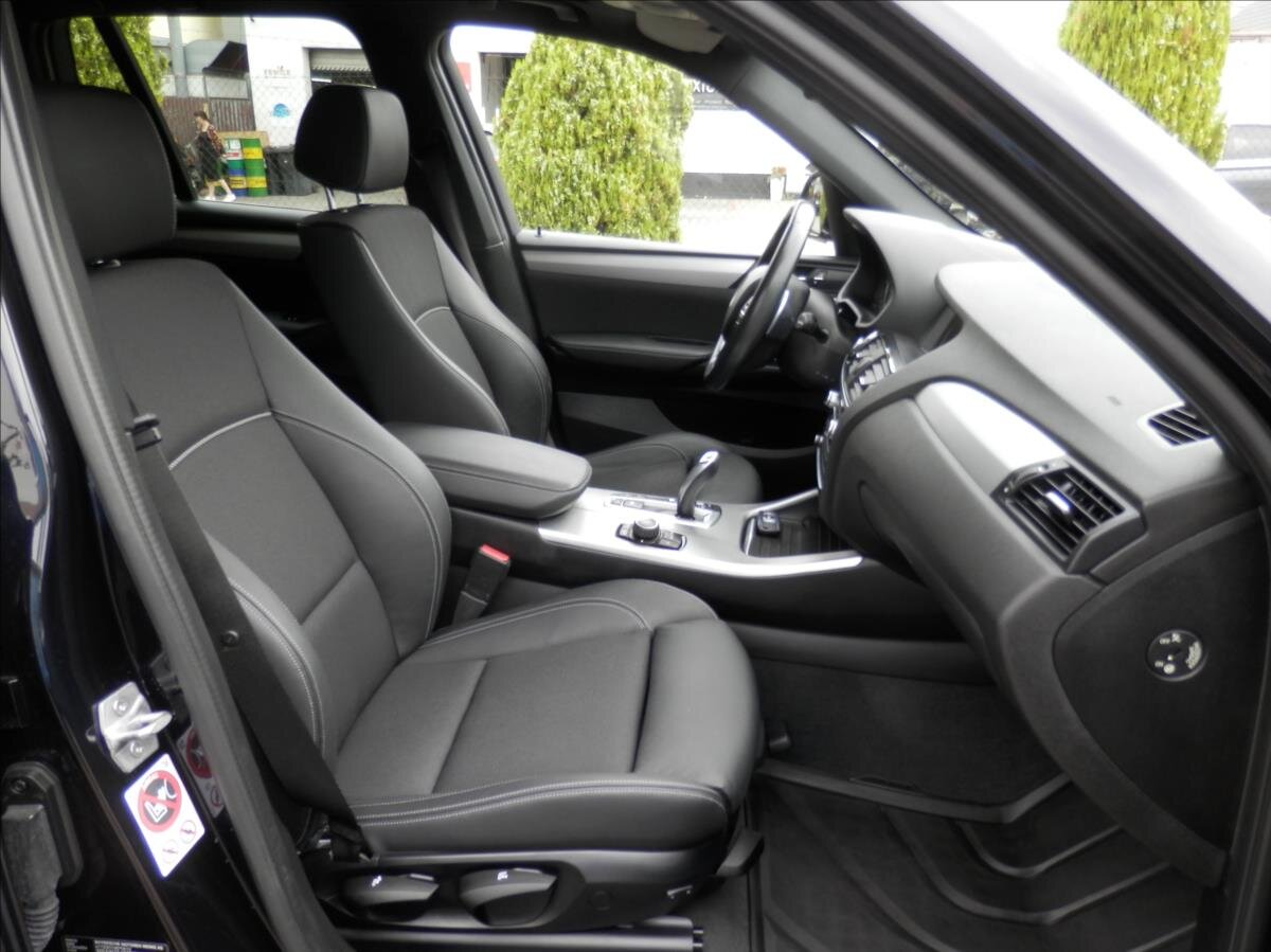 BMW X3 SUV / Terénní 2,0 l 140 kw