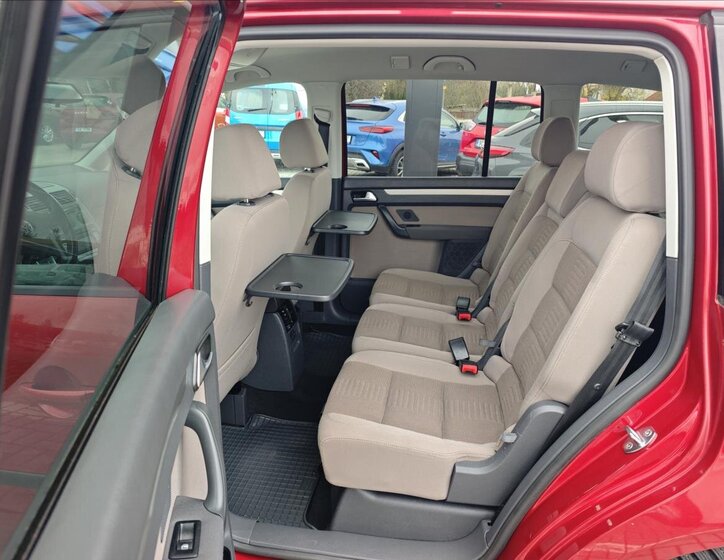 Volkswagen Touran MPV 1,4 l 103 kw