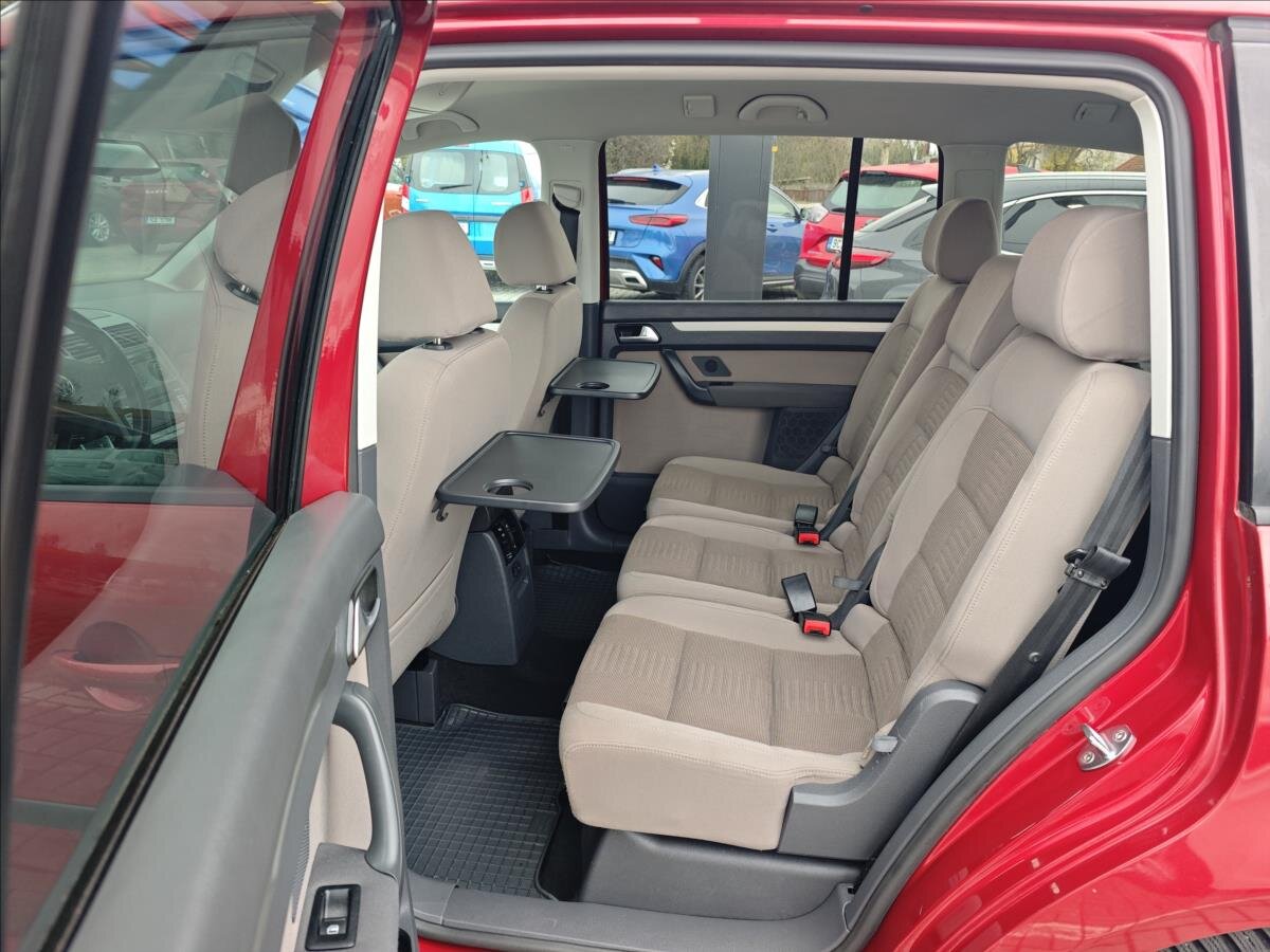 Volkswagen Touran MPV 1,4 l 103 kw