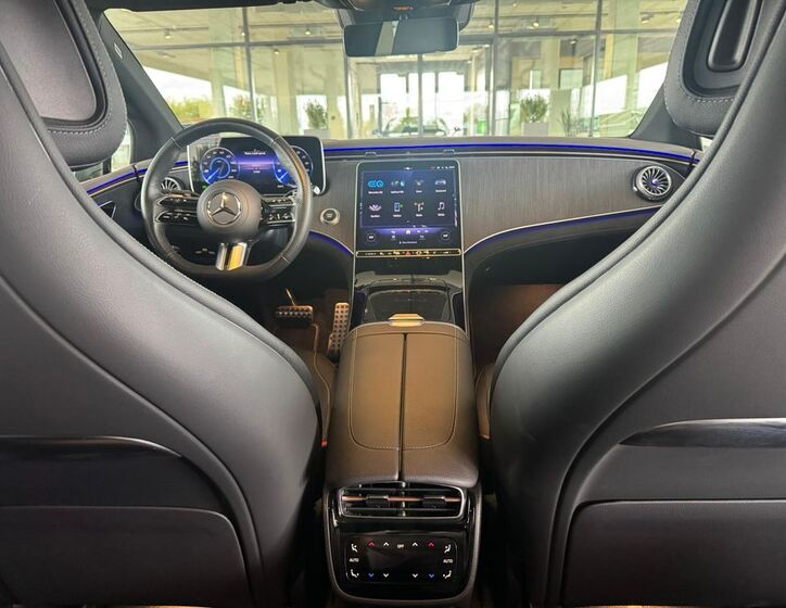 Mercedes-Benz EQE 15