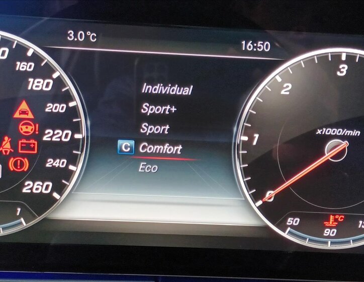 Mercedes-Benz Třídy E Kombi 3,0 l 190 kw