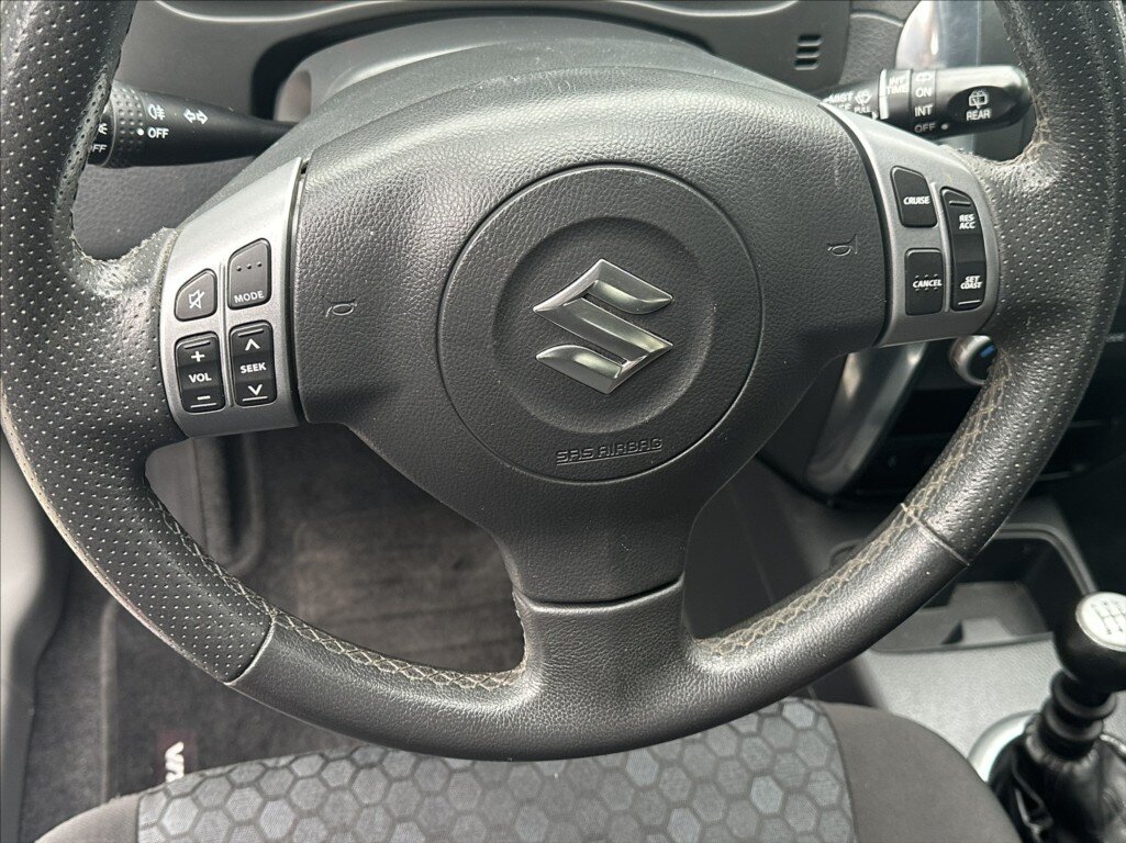 Suzuki SX4 Hatchback 2,0 l 99 kw
