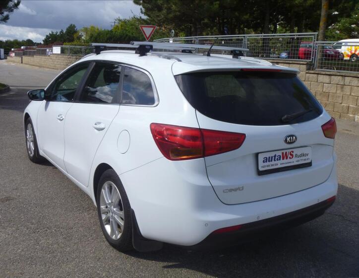 KIA Ceed 4