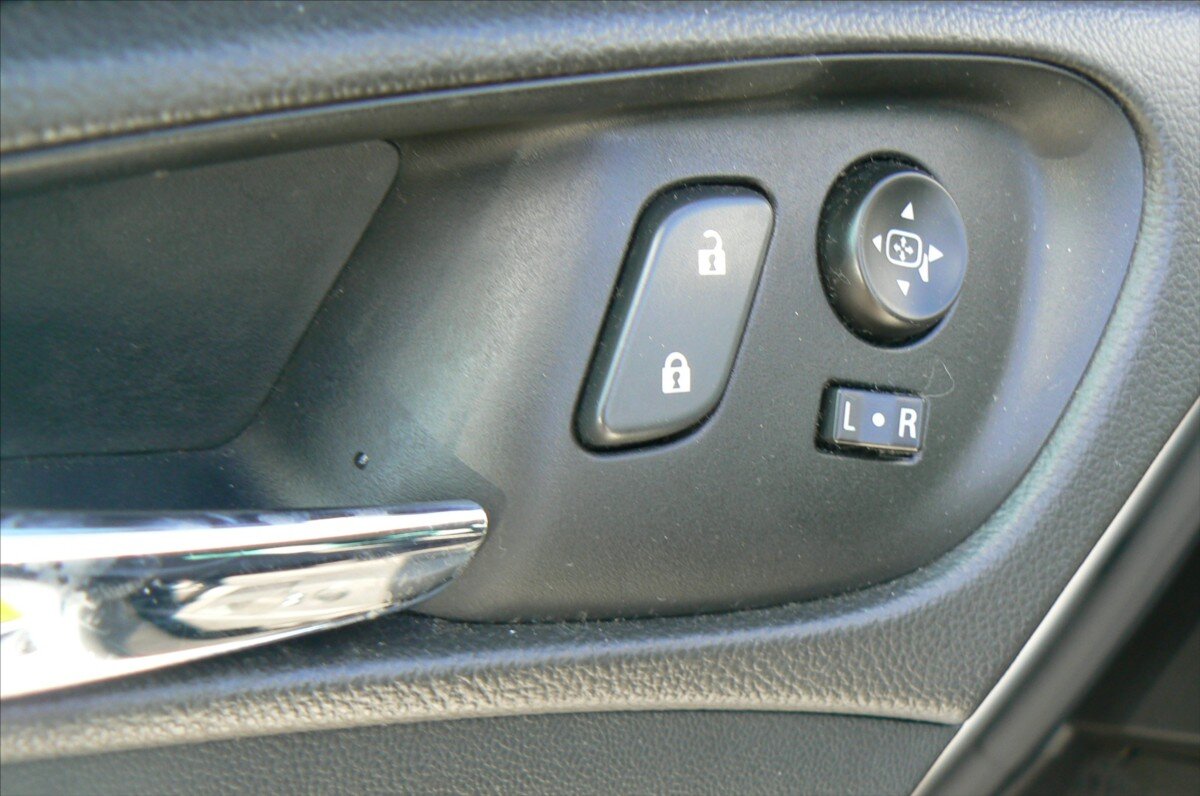 Opel Insignia Kombi 2,0 l 125 kw