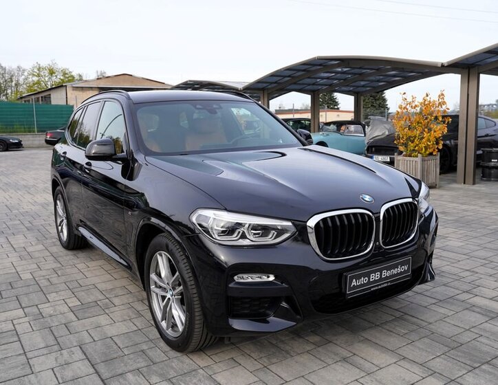 BMW X3 SUV / Terénní 3,0 l 195 kw
