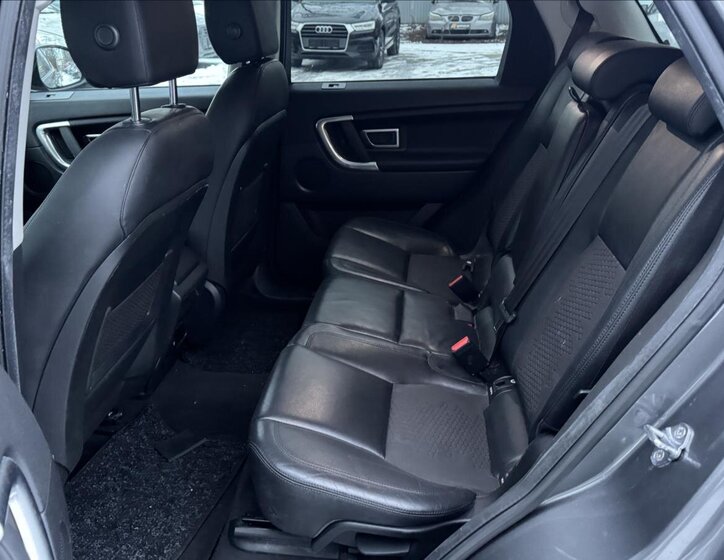 Land Rover Discovery Sport 16