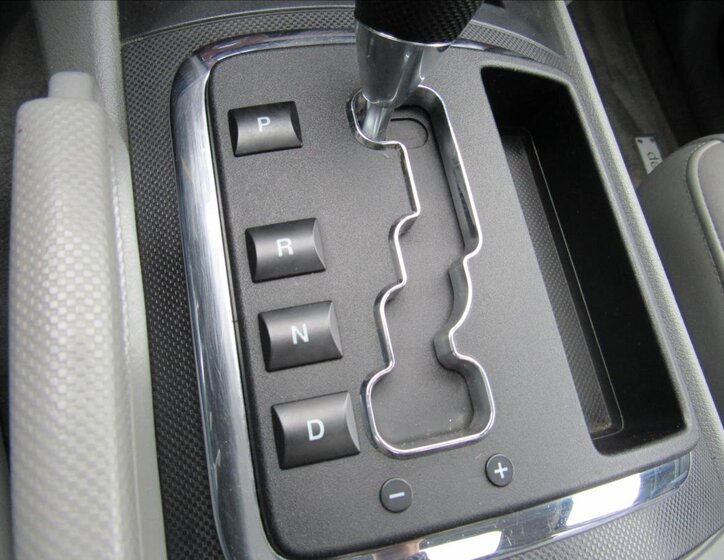 Jeep Grand Cherokee SUV 3,7 l 148 kw