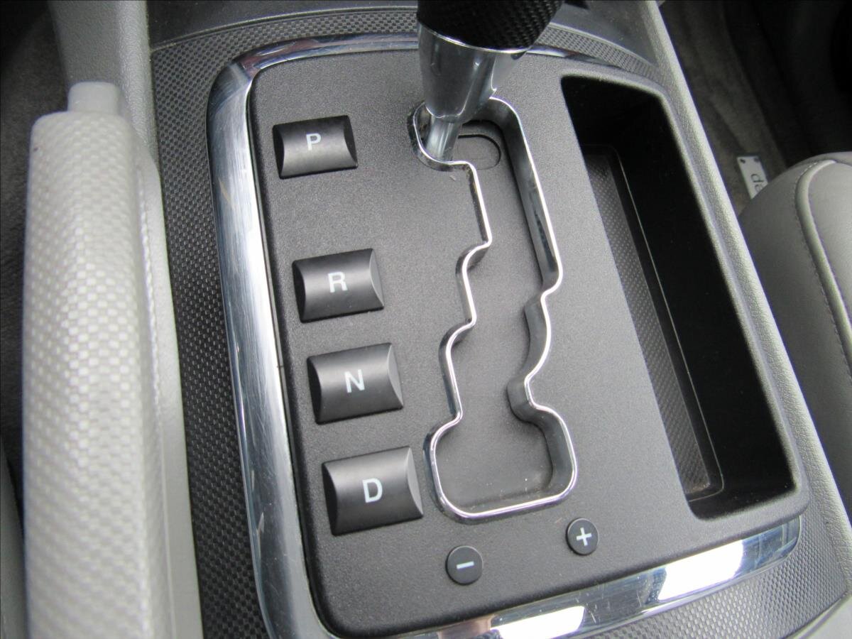 Jeep Grand Cherokee SUV 3,7 l 148 kw