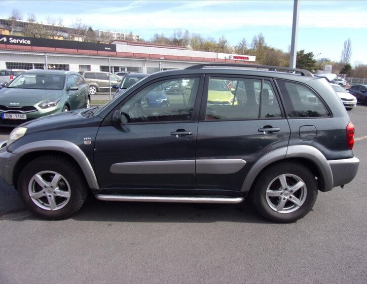 Toyota RAV4 Skříň 2,0 l 110 kw