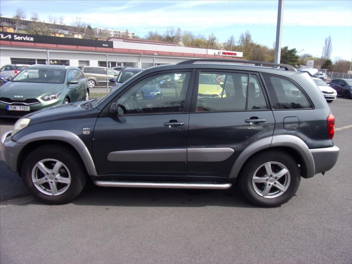 Toyota RAV4 Skříň 2,0 l 110 kw