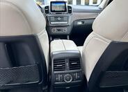 Mercedes-Benz GLS 13