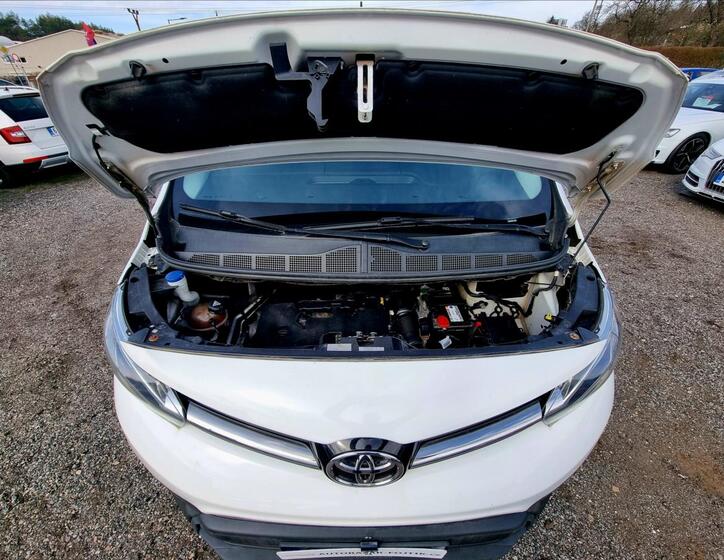 Toyota ProAce 18