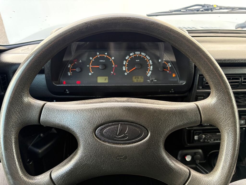 Lada Niva SUV 1,7 l 61 kw