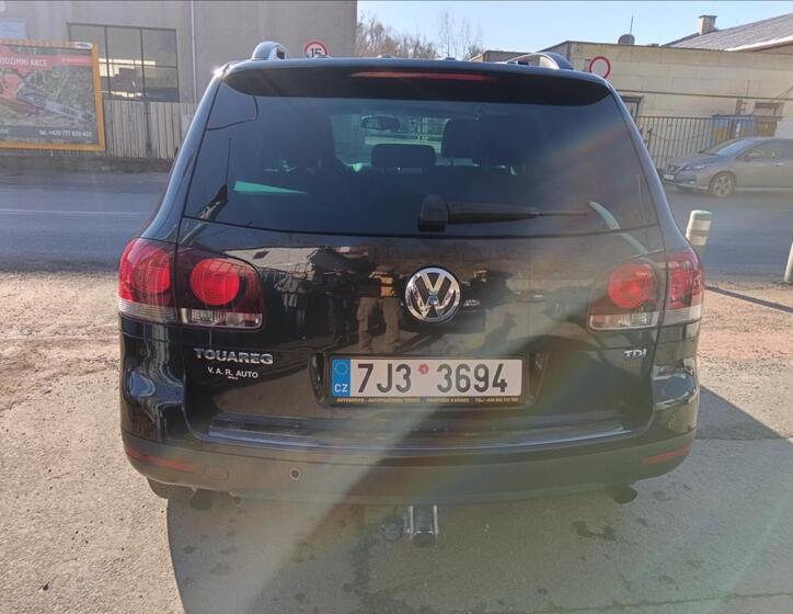 Volkswagen Touareg 9