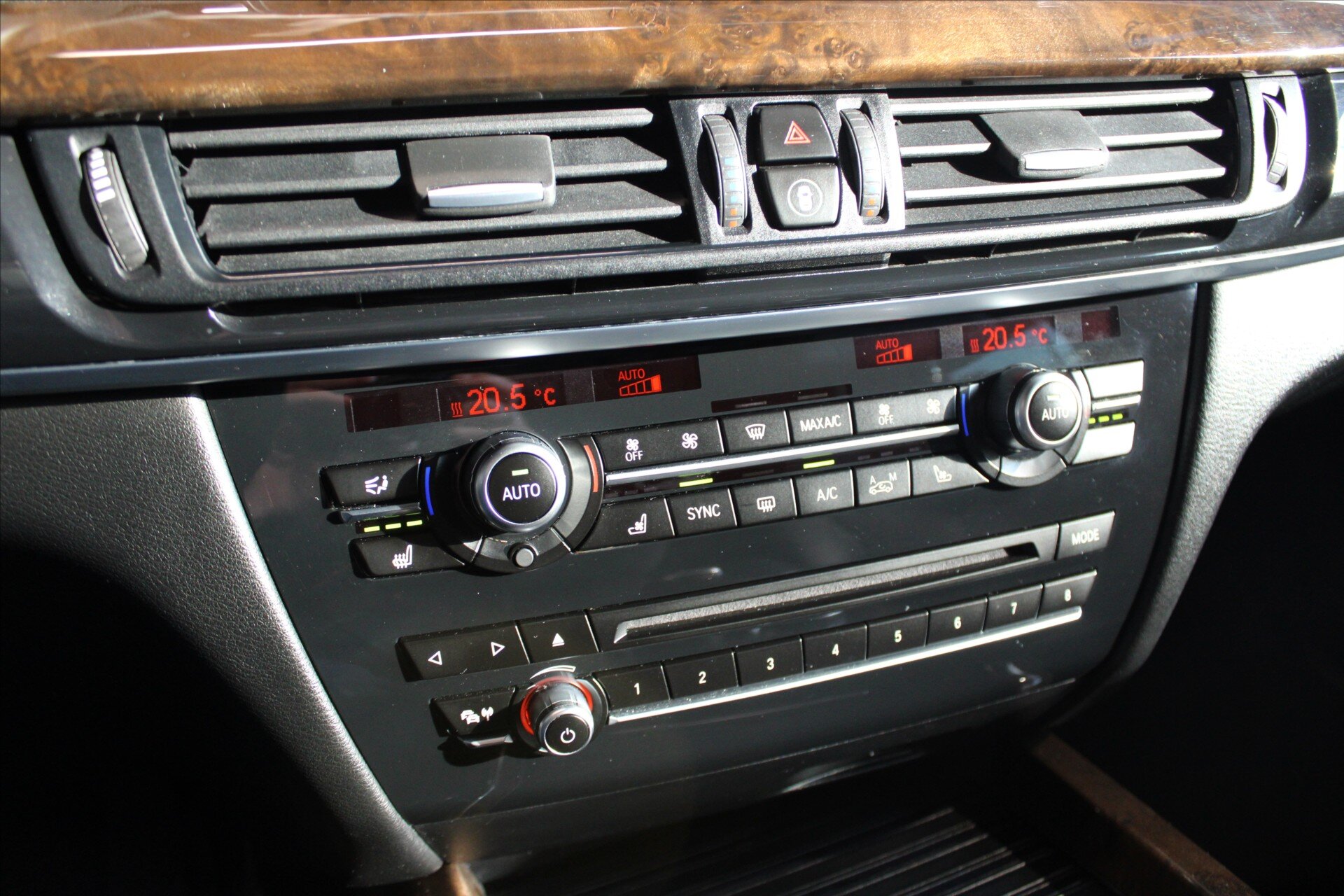 BMW X5 SUV 3,0 l 230 kw