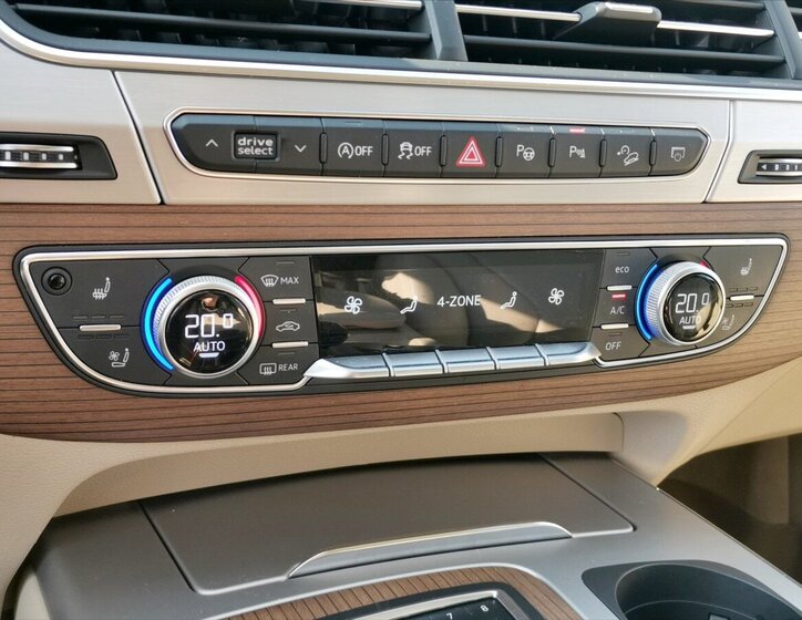 Audi Q7 SUV / Terénní 3,0 l 200 kw