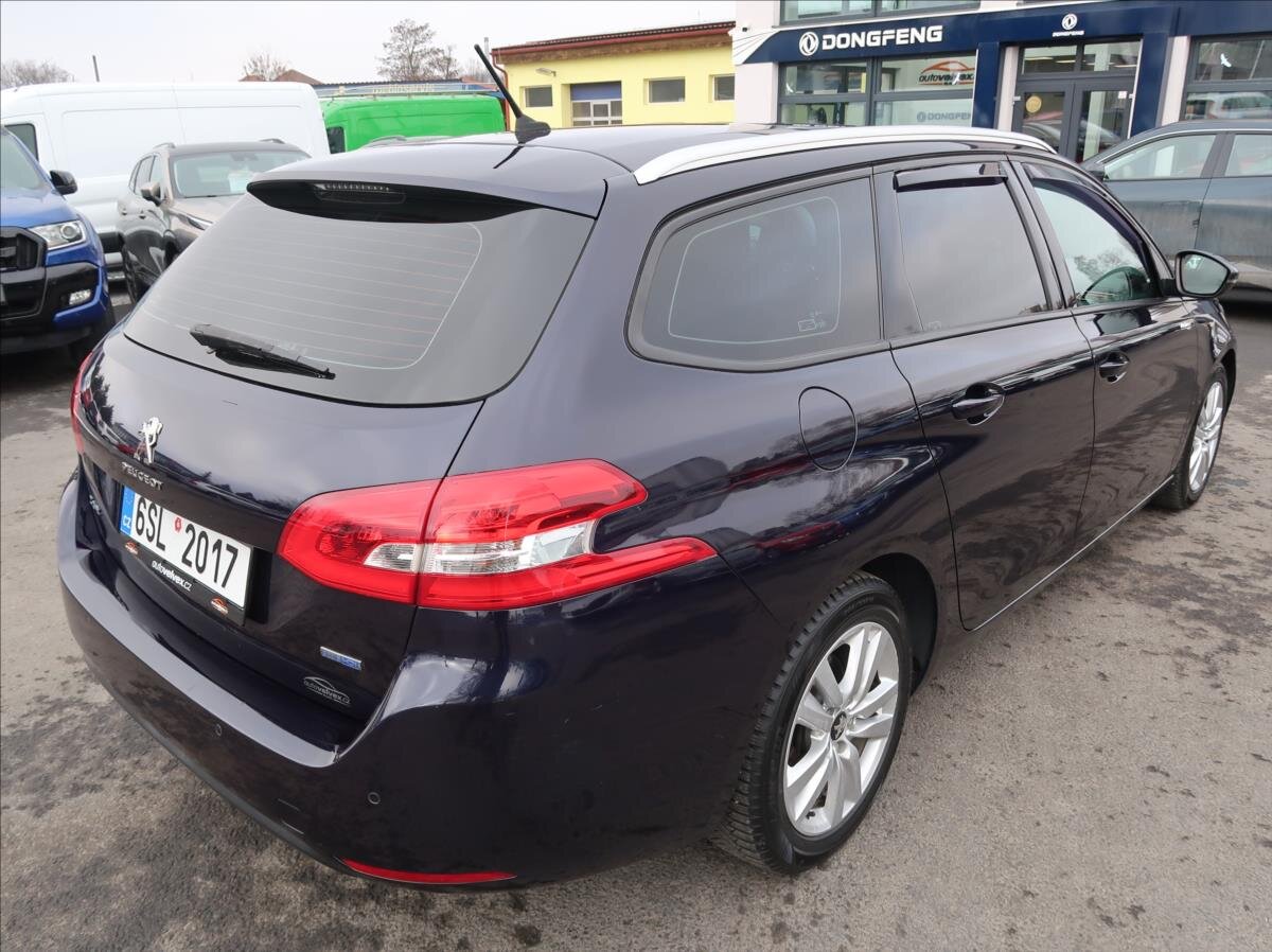 Peugeot 308 Kombi 2,0 l 110 kw