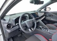 Toyota C-HR CUV / Crossover 2,0 l 112 kw