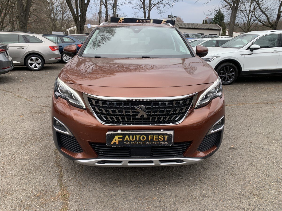 Peugeot 3008 SUV / Terénní 1,2 l 96 kw