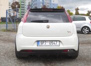Fiat Grande Punto Hatchback 1,4 l 139 kw