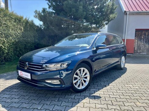 Volkswagen Passat Kombi 2,0 l 110 kw