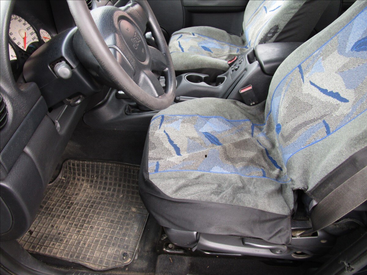 Jeep Cherokee Kombi 2,5 l 105 kw