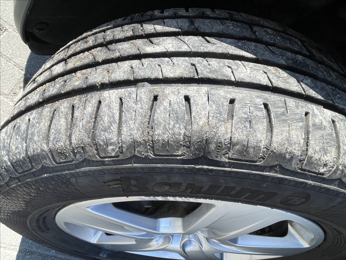 Audi A4 Sedan / Limuzína 1,8 l 110 kw