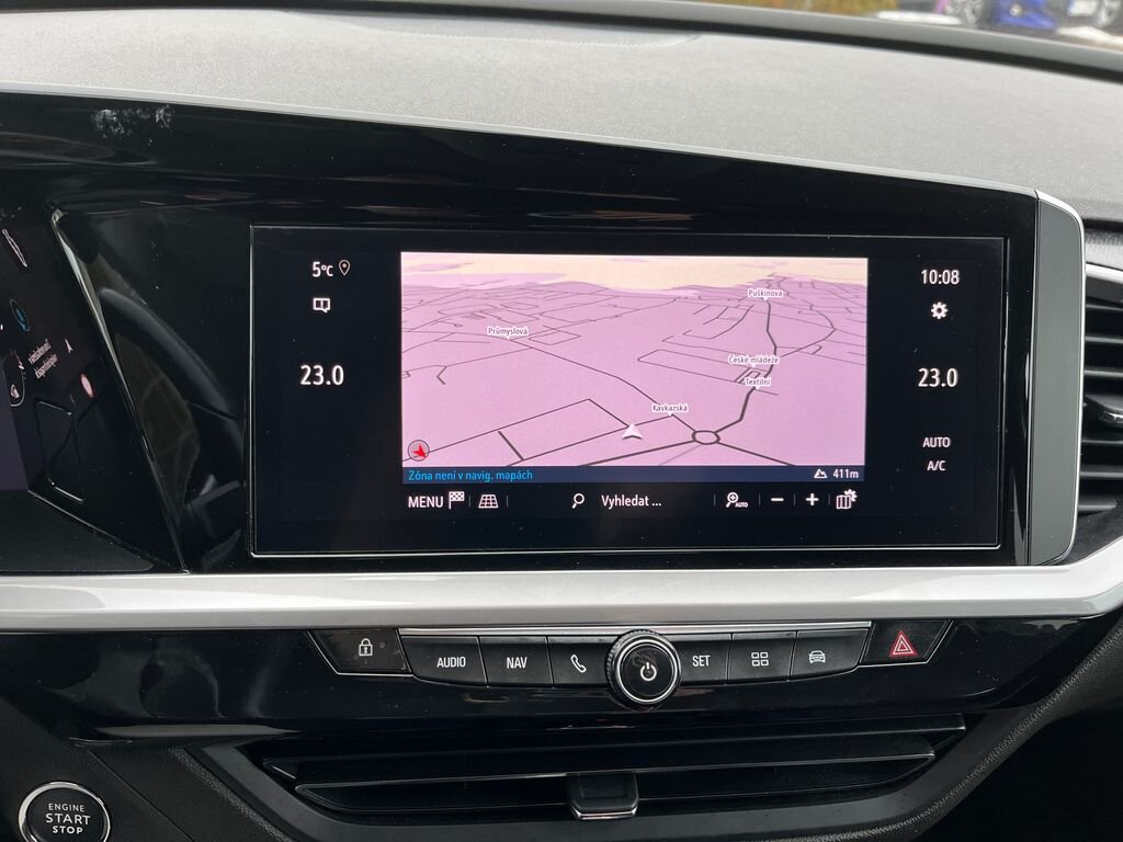 Opel Grandland SUV 1,2 l 96 kw