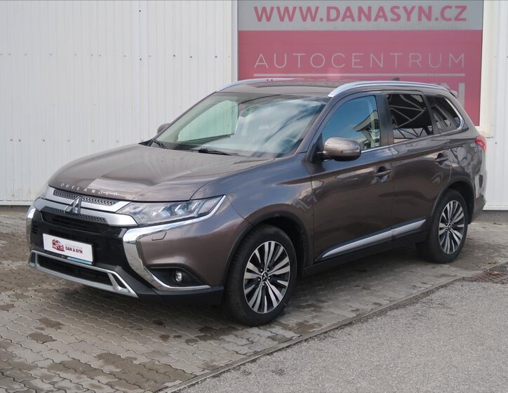 Mitsubishi Outlander Kombi 2,0 l 110 kw