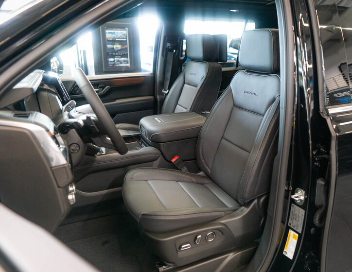 GMC Yukon SUV 6,2 l 313 kw