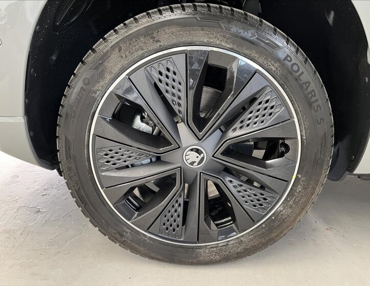 Škoda Karoq SUV / Terénní 1,5 l 110 kw