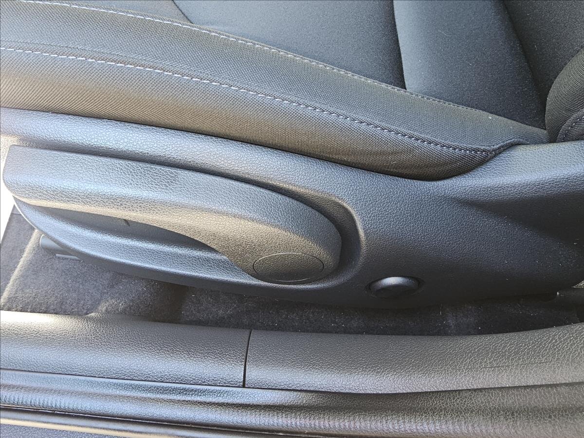 Hyundai i30 Liftback 998,0 73 kw