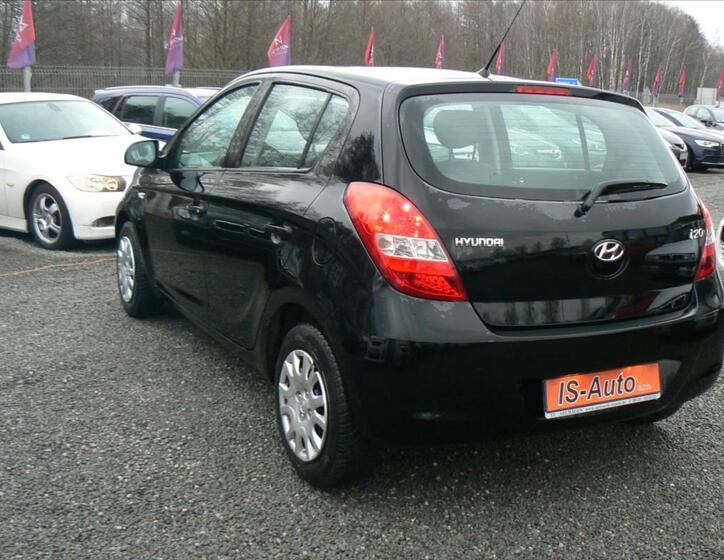 Hyundai i20 4