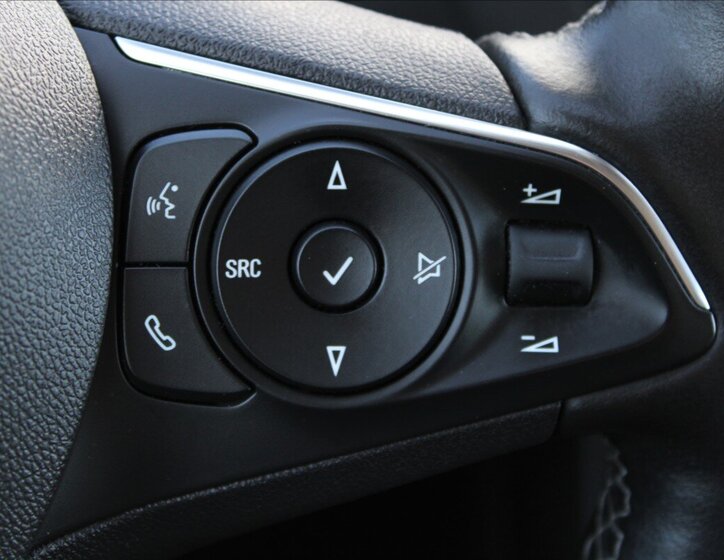 Opel Grandland X SUV / Terénní 1,5 l 96 kw