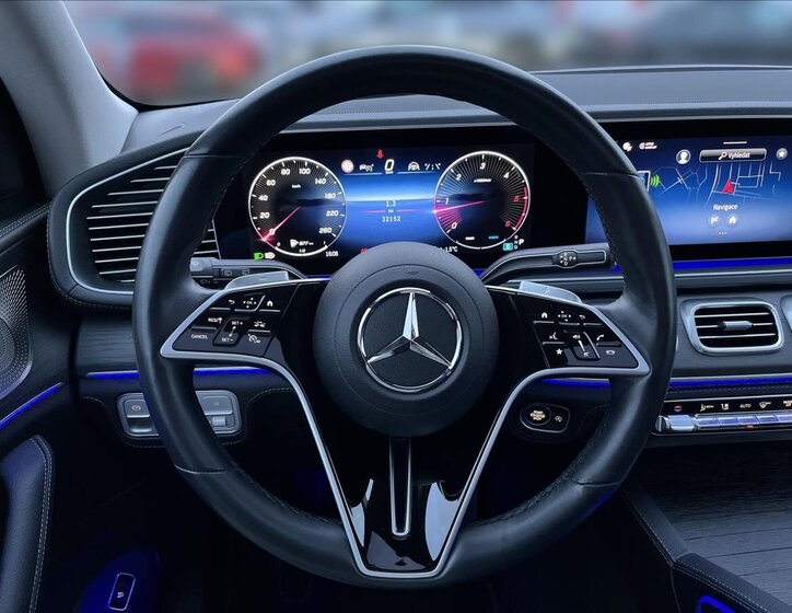 Mercedes-Benz GLE 10