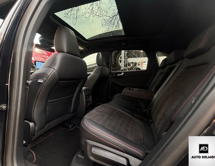 Ford Kuga SUV / Terénní 2,5 l 165 kw