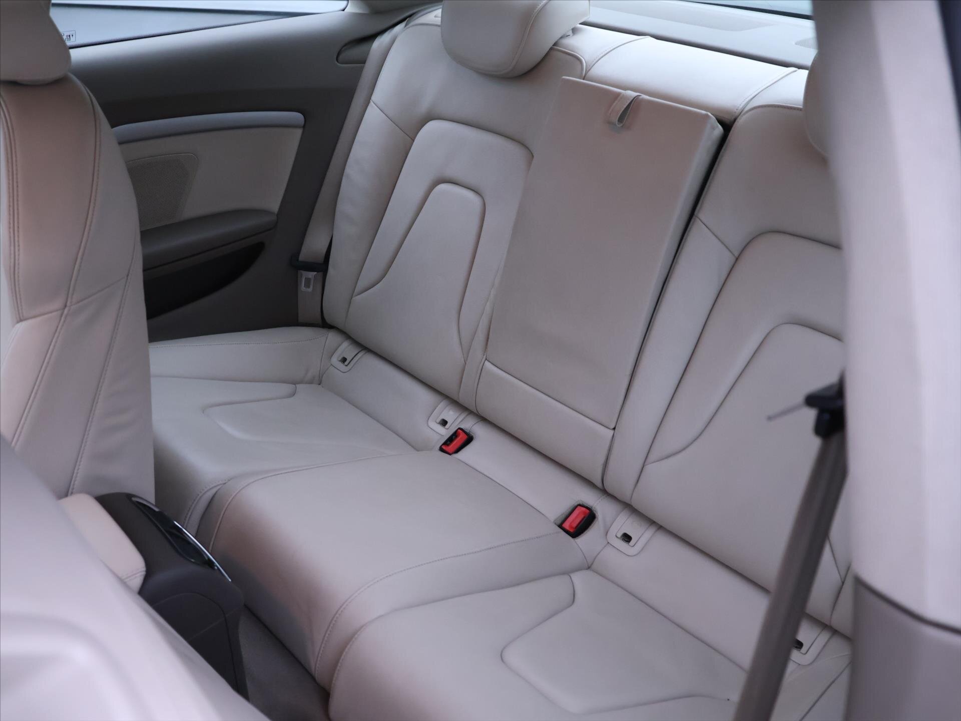 Audi A5 Kupé 3,2 l 195 kw