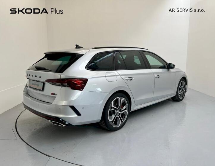 Škoda Octavia Kombi 2,0 l 180 kw