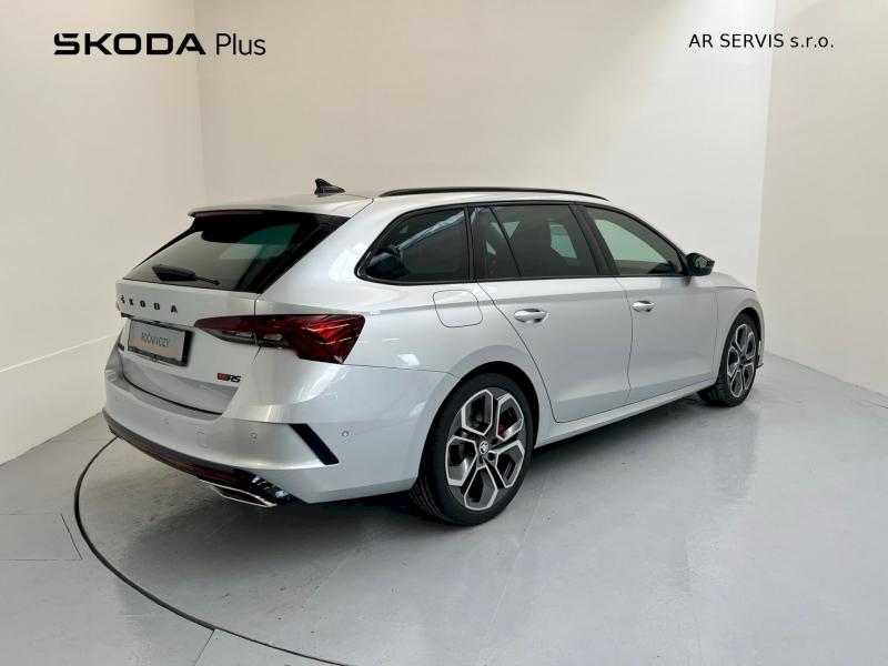 Škoda Octavia Kombi 2,0 l 180 kw