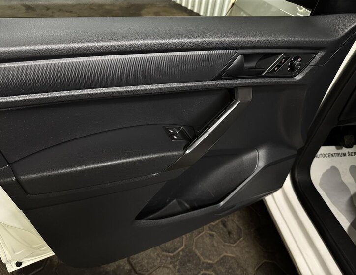 Volkswagen Caddy Ostatní 1,4 l 81 kw