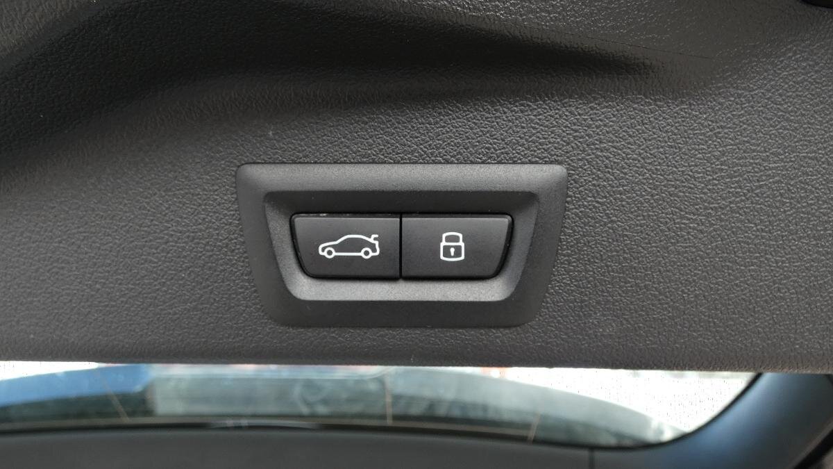 BMW X5 SUV / Terénní 3,0 l 210 kw