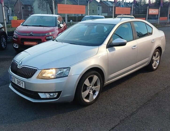 Škoda Octavia 1