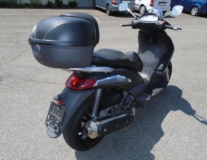Piaggio Ostatní 8