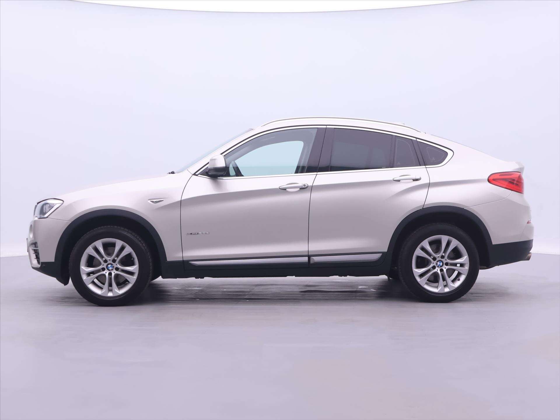 BMW X4 SUV 2,0 l 140 kw