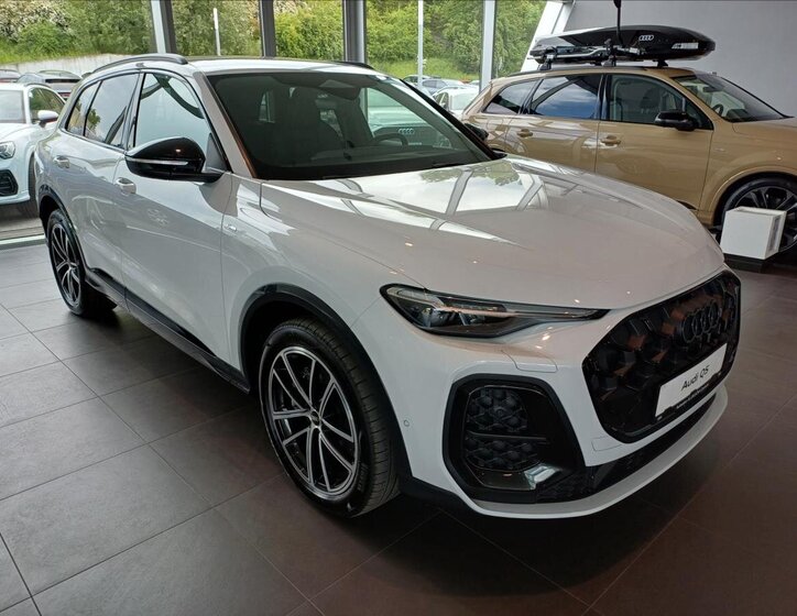 Audi Q5 SUV 2,0 l 150 kw