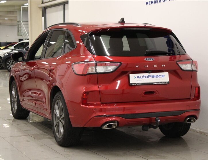 Ford Kuga SUV 1,5 l 110 kw